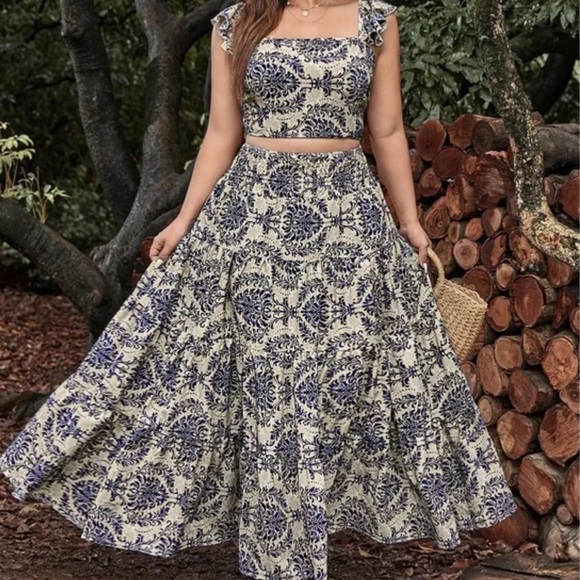 Boho floral print ruffle sleeves cropped top and maxi skirt set - Picture 3 of 5